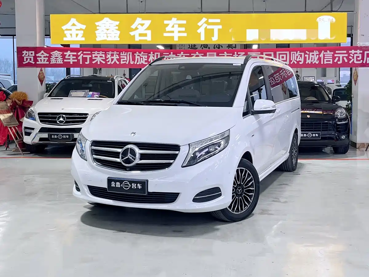 Mercedes-Benz V-Class 2017 Model V 260 Premium Edition