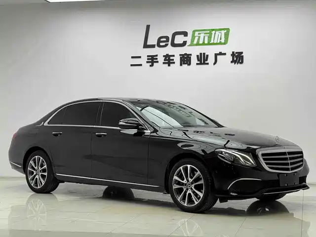 Mercedes-Benz E-Class 2019 Facelift E 300 L Luxury — фото 4