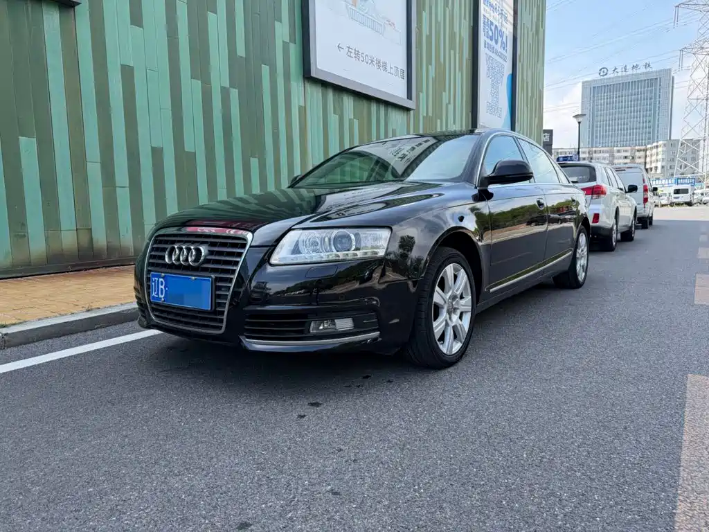 Фото 1 - Audi A6L