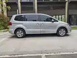 Фото 4 - Volkswagen Sharan
