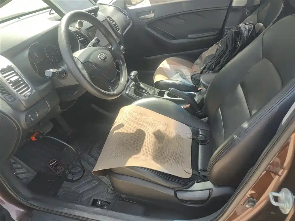 Kia K3 2016 1.6L Automatic GL фото 11
