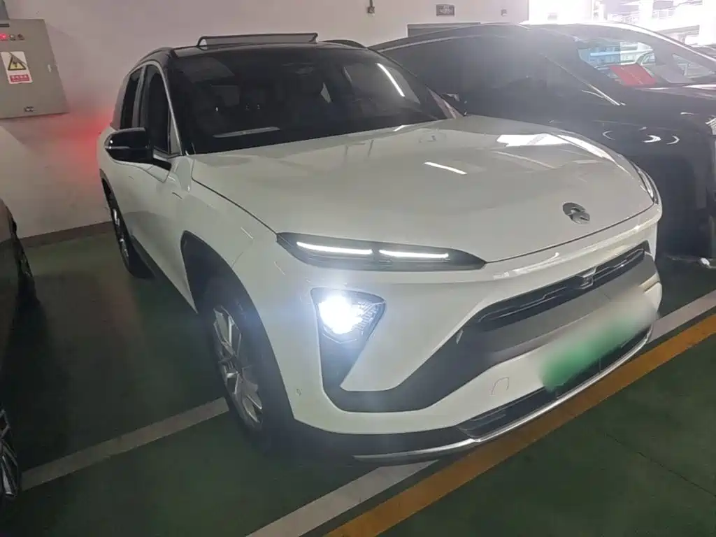 Фото 4 - NIO ES6