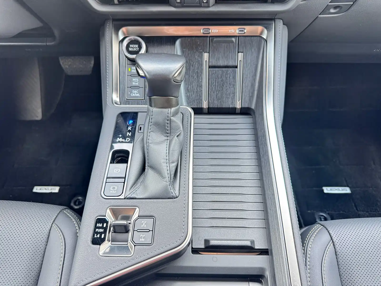 صورة 20 - Lexus GX
