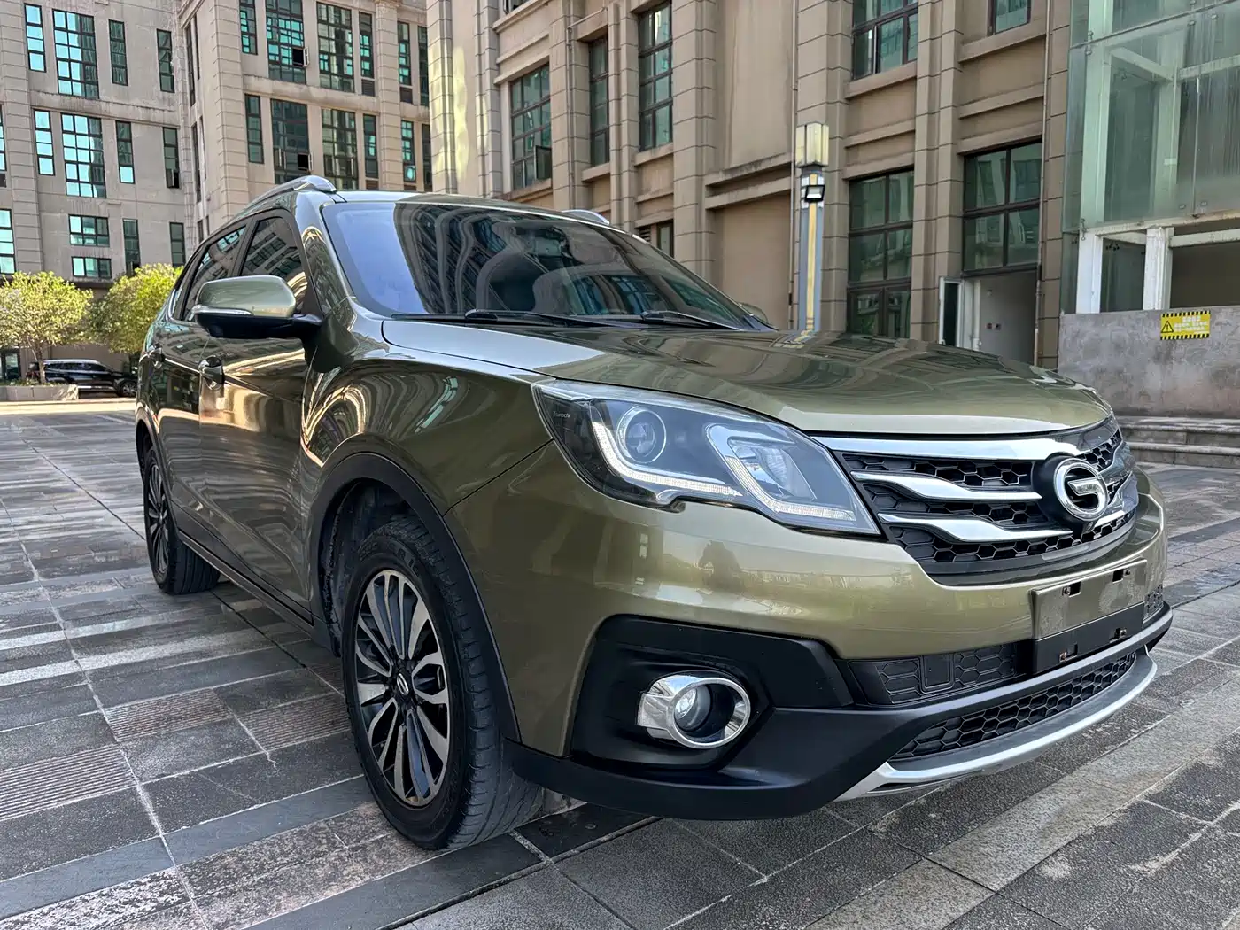 GAC Trumpchi Trumpchi GS5 Super 2015 2.0L Automatic 2WD Luxury Navigation Edition фото 8