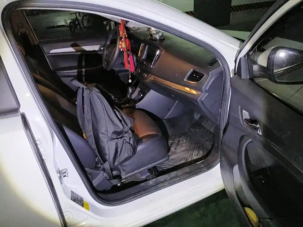 Roewe 360 2016 2015 20T TST Exclusive Edition