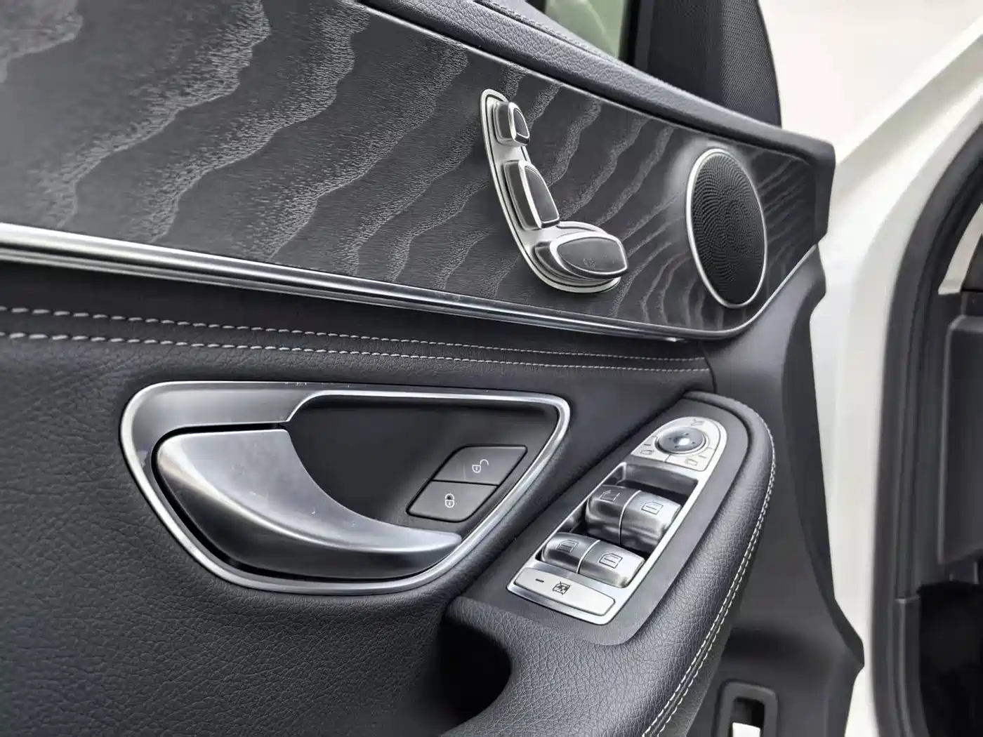 Mercedes-Benz C-Class 2020 Facelift C 200 L Fashion фото 8