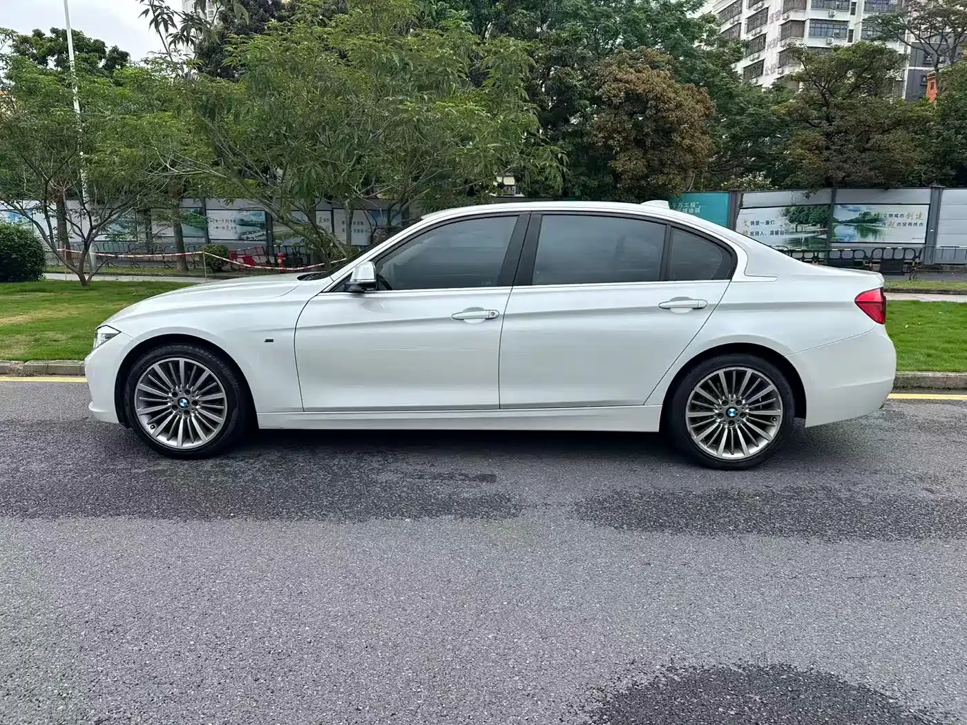 BMW 3 Series 2019 320Li Fashion Type фото 4