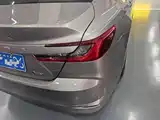 Фото 8 - Toyota Camry
