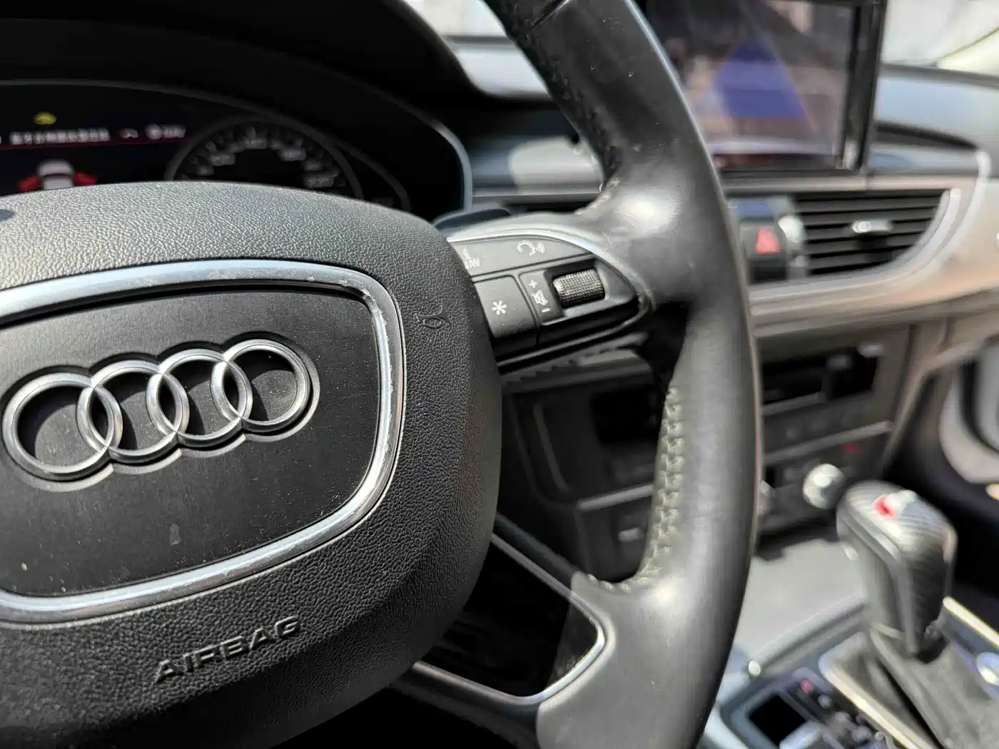 Audi A6L 2018 30th Anniversary 35 TFSI Fashion фото 6