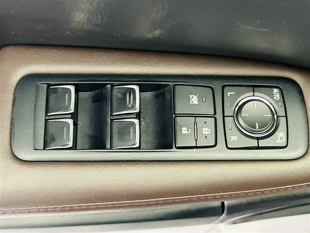 Lexus RX 2016 300 2WD Comfort Edition China V фото 18