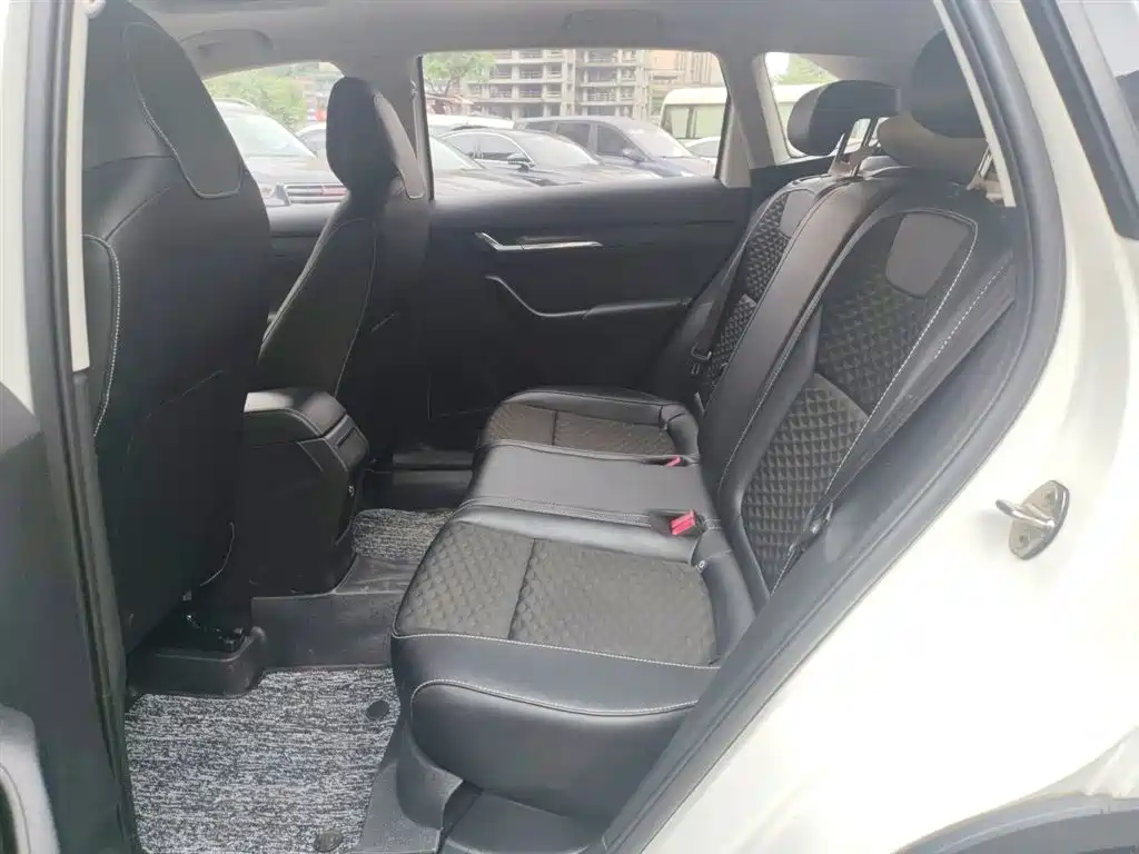 Škoda Kamiq 2018 1.5L Automatic Comfort Version China VI фото 15