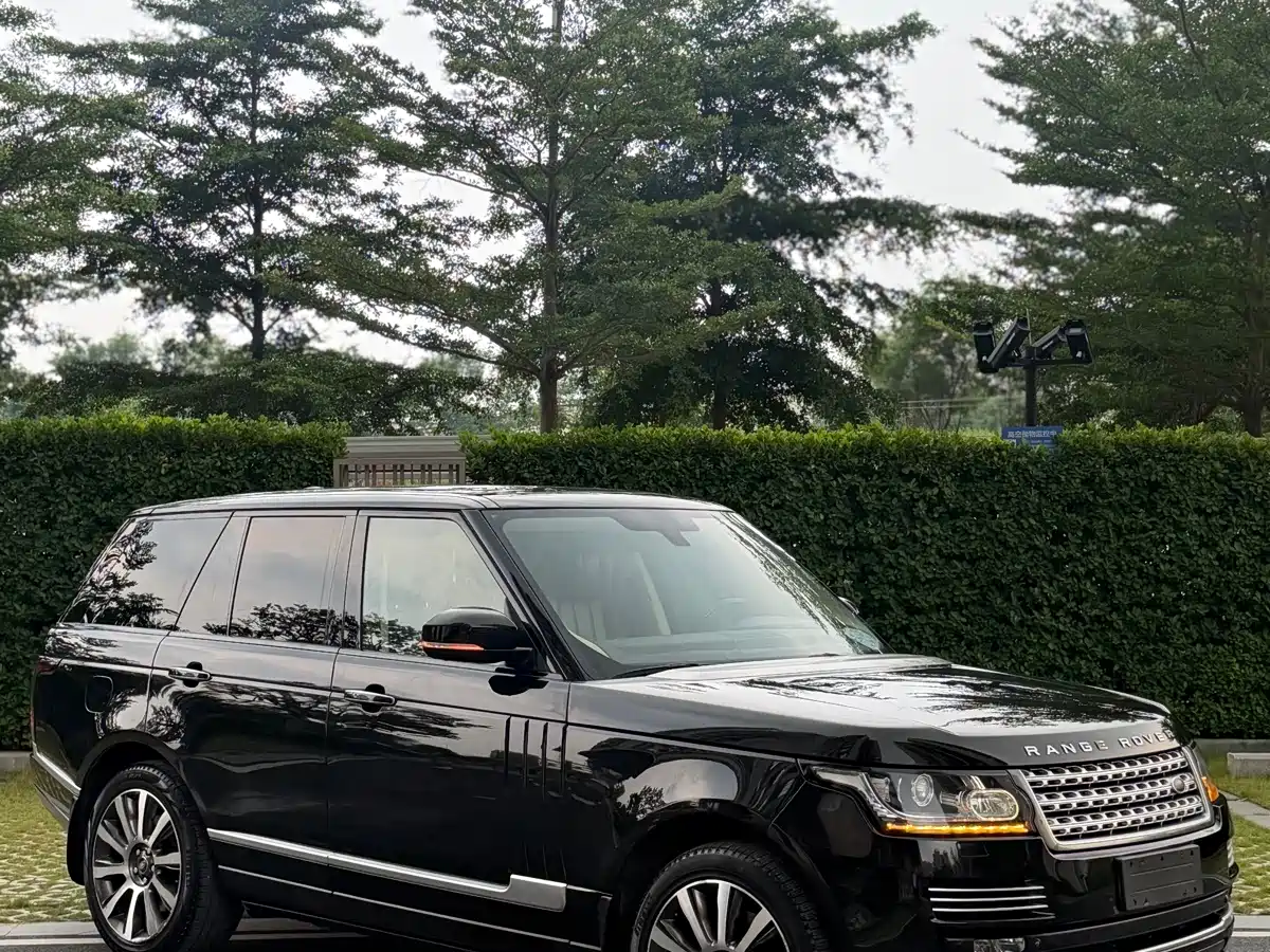 Фото 1 - Land Rover Range Rover