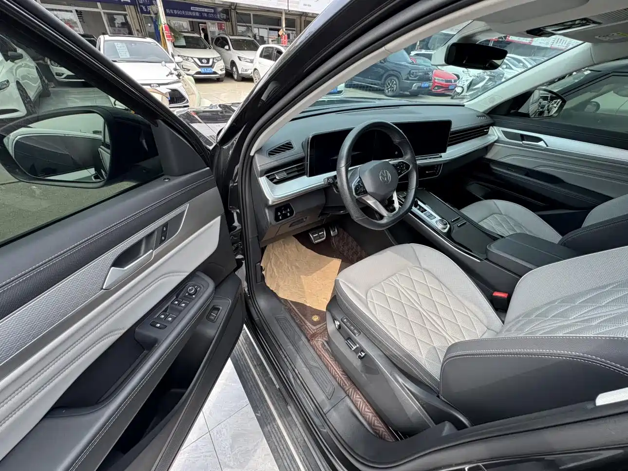 Volkswagen Talagon 2024 380TSI 4WD R-Line Touring фото 4