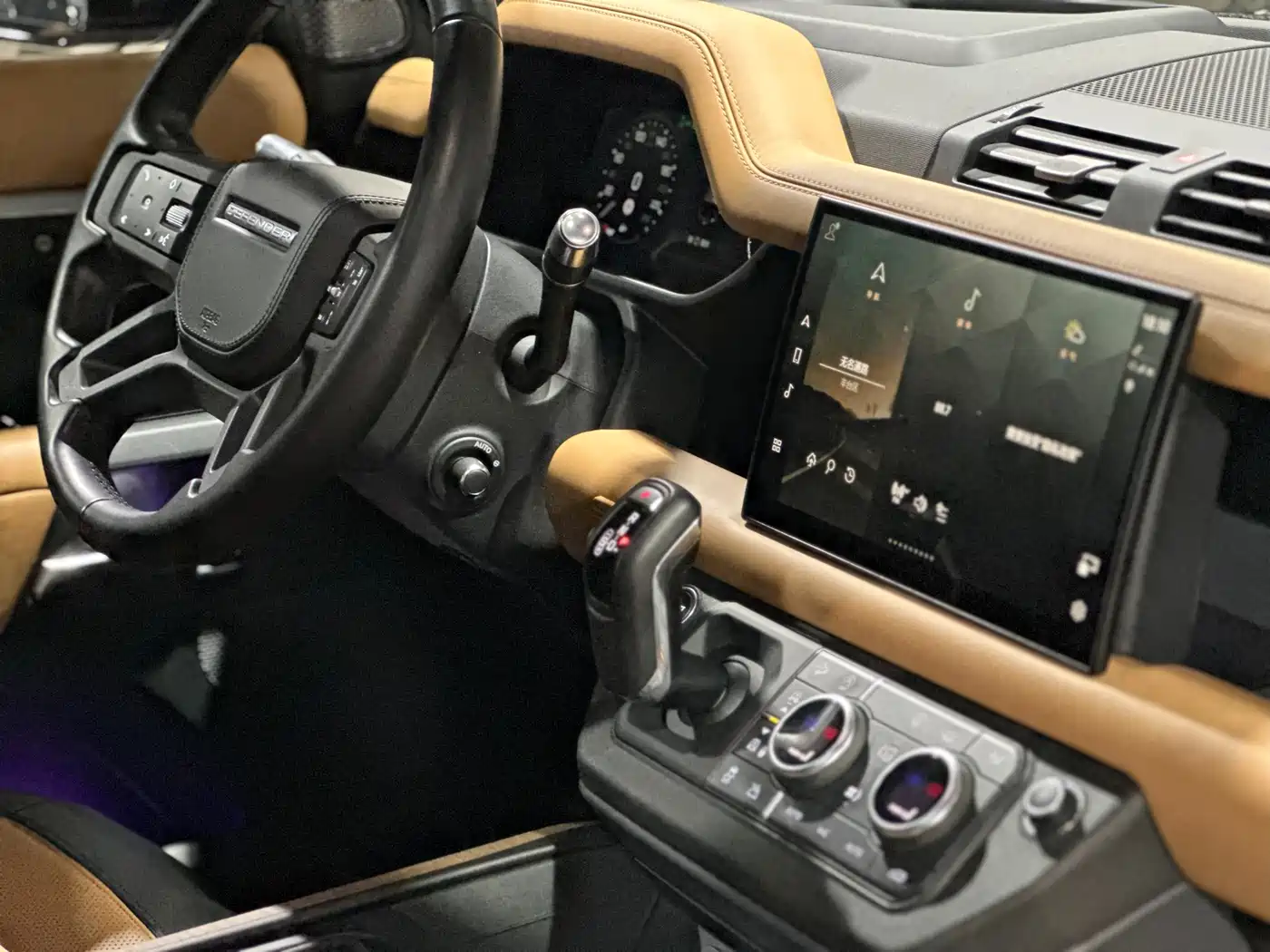Land Rover Defender 2022 110 P400 X фото 48