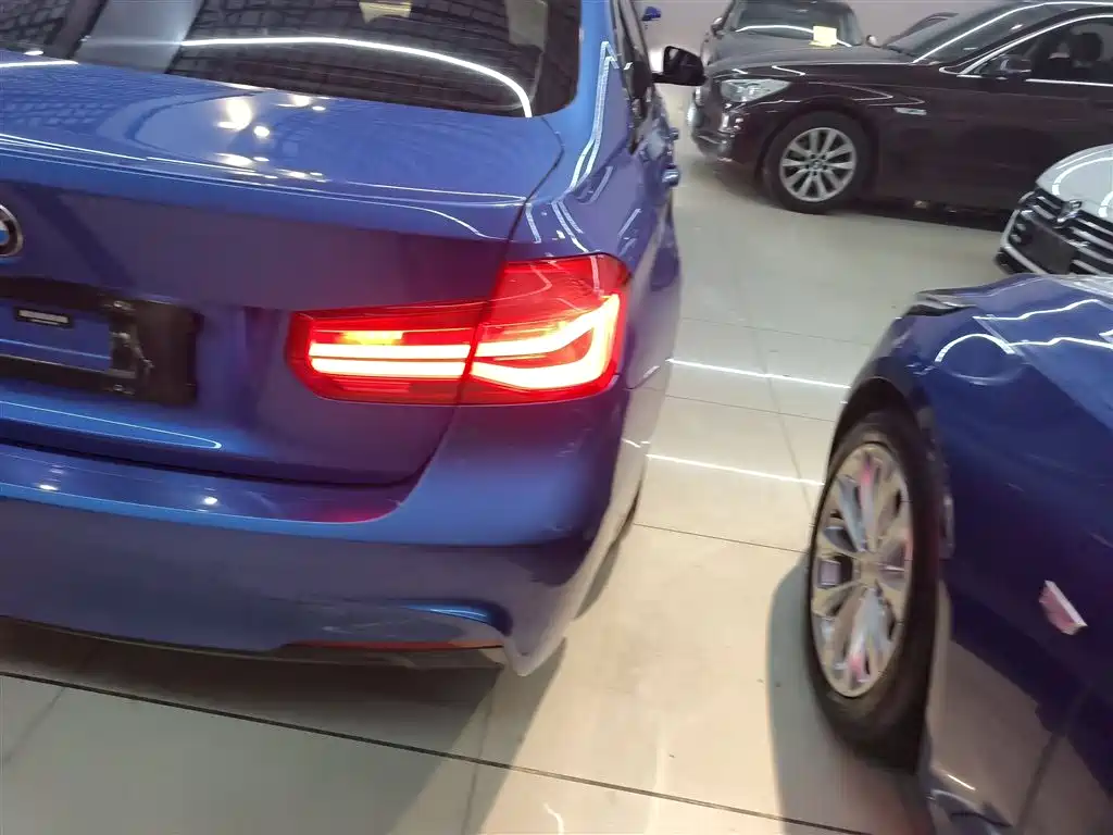 BMW 3 Series 2017 320Li M Sport фото 24