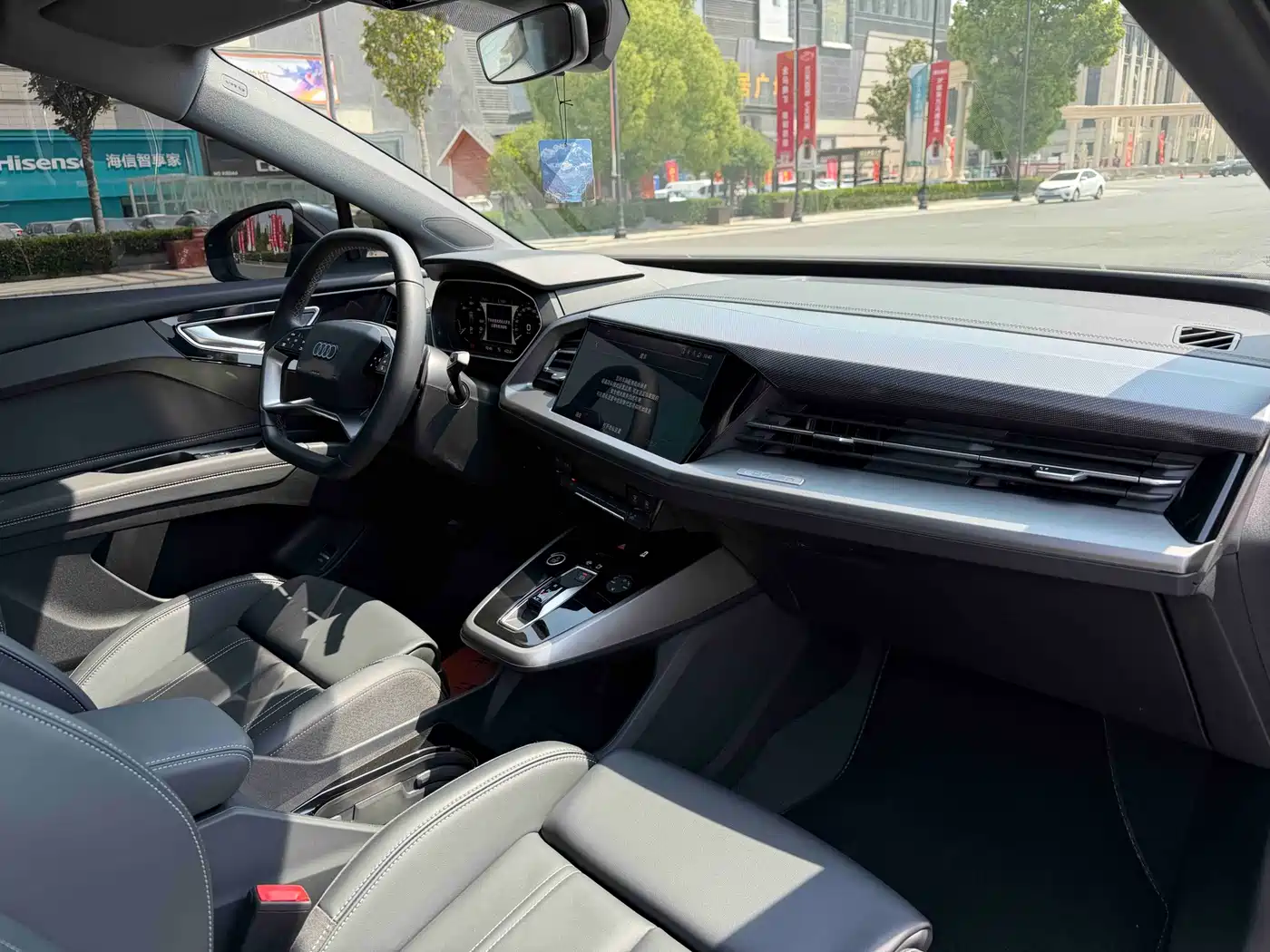 Audi Q4 e-tron 2024 40 e-tron Pioneer Edition фото 22