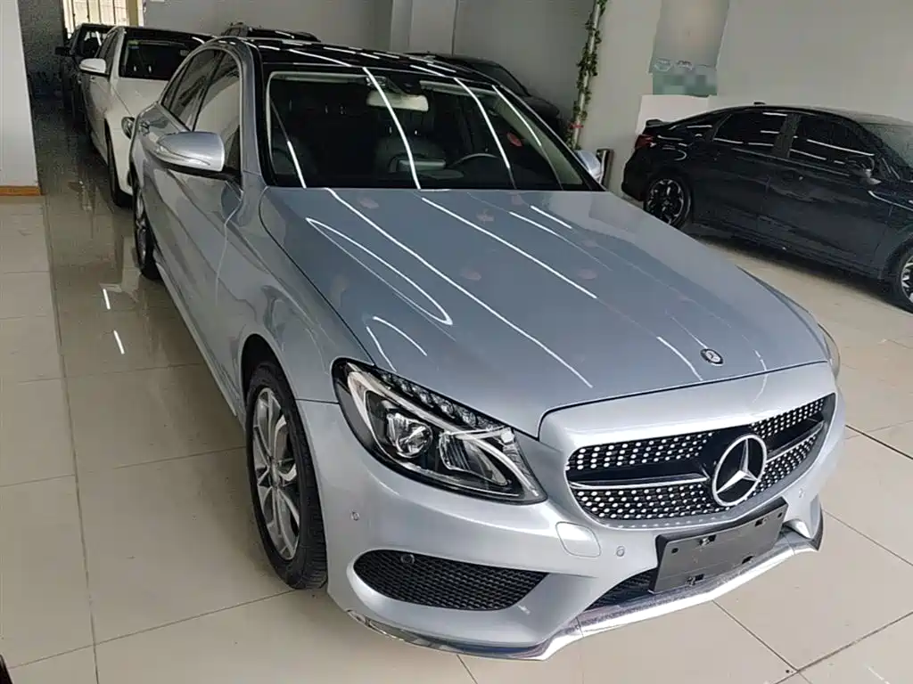 Mercedes-Benz C-Class 2015 Facelift C 200 L Sport фото 4