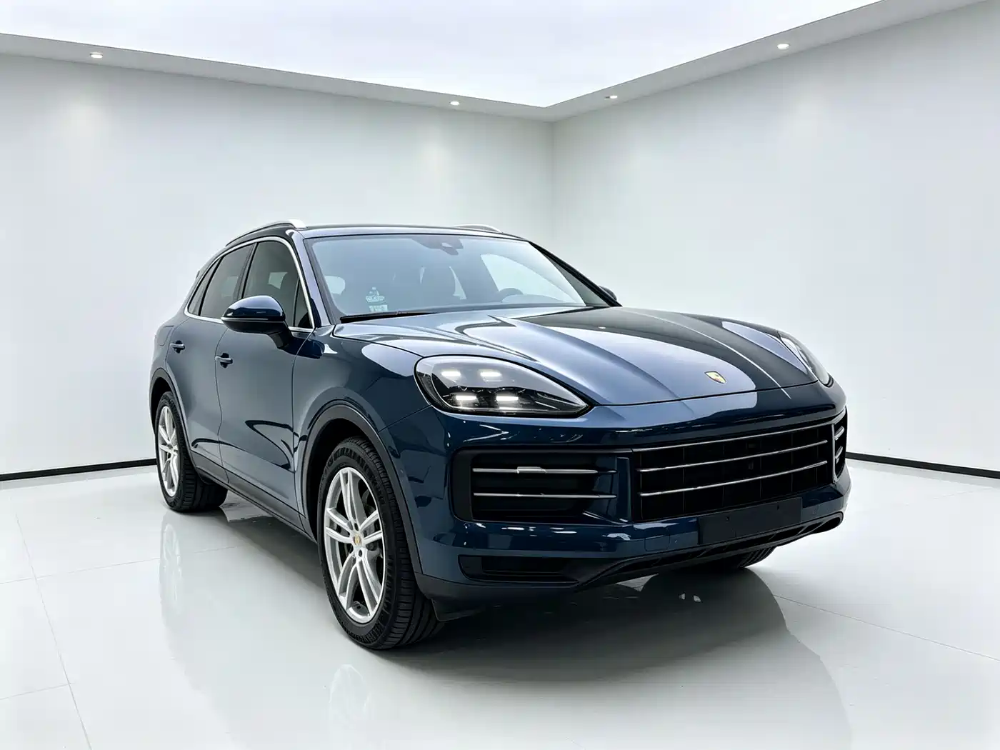 Porsche Cayenne New Energy 2024 Cayenne E-Hybrid 2.0T фото 3