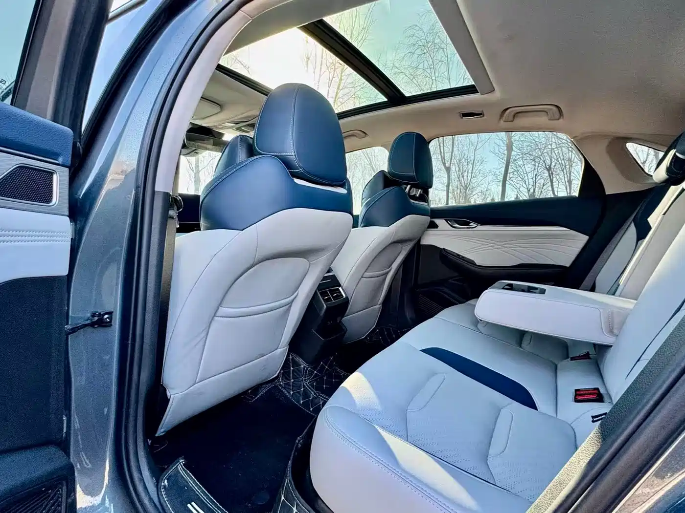 GEELY AUTOMOBILE XINGRUI