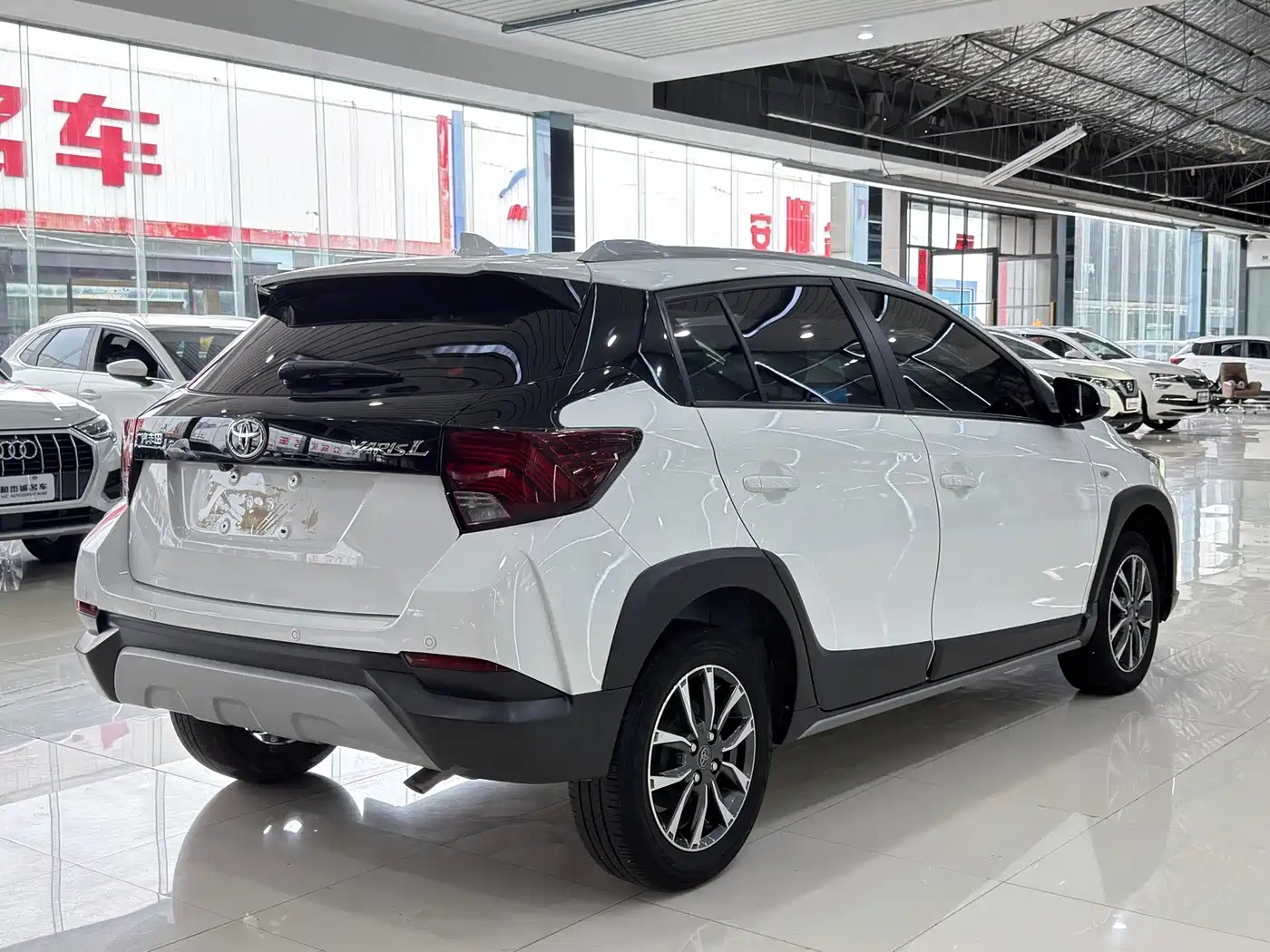 Toyota YARiS L Zhi Xuan 2022 Zhi Xuan X 1.5L CVT Luxury PLUS Edition фото 16