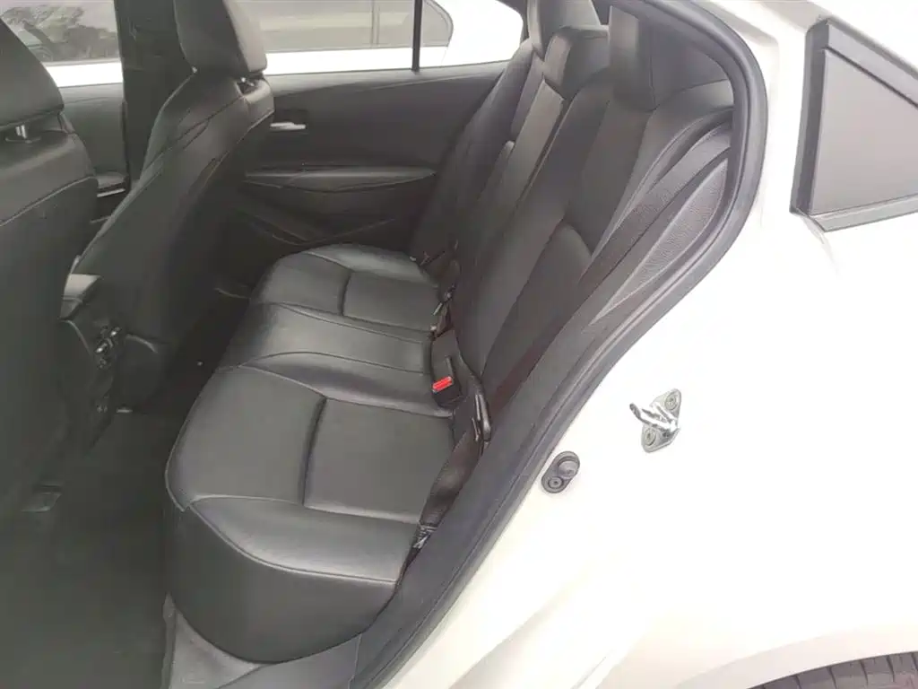 Toyota Levin 2021 185T CVT Luxury Edition фото 17