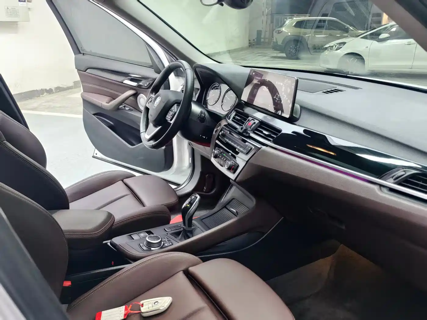 BMW X1 2022 sDrive20Li Fashion фото 22