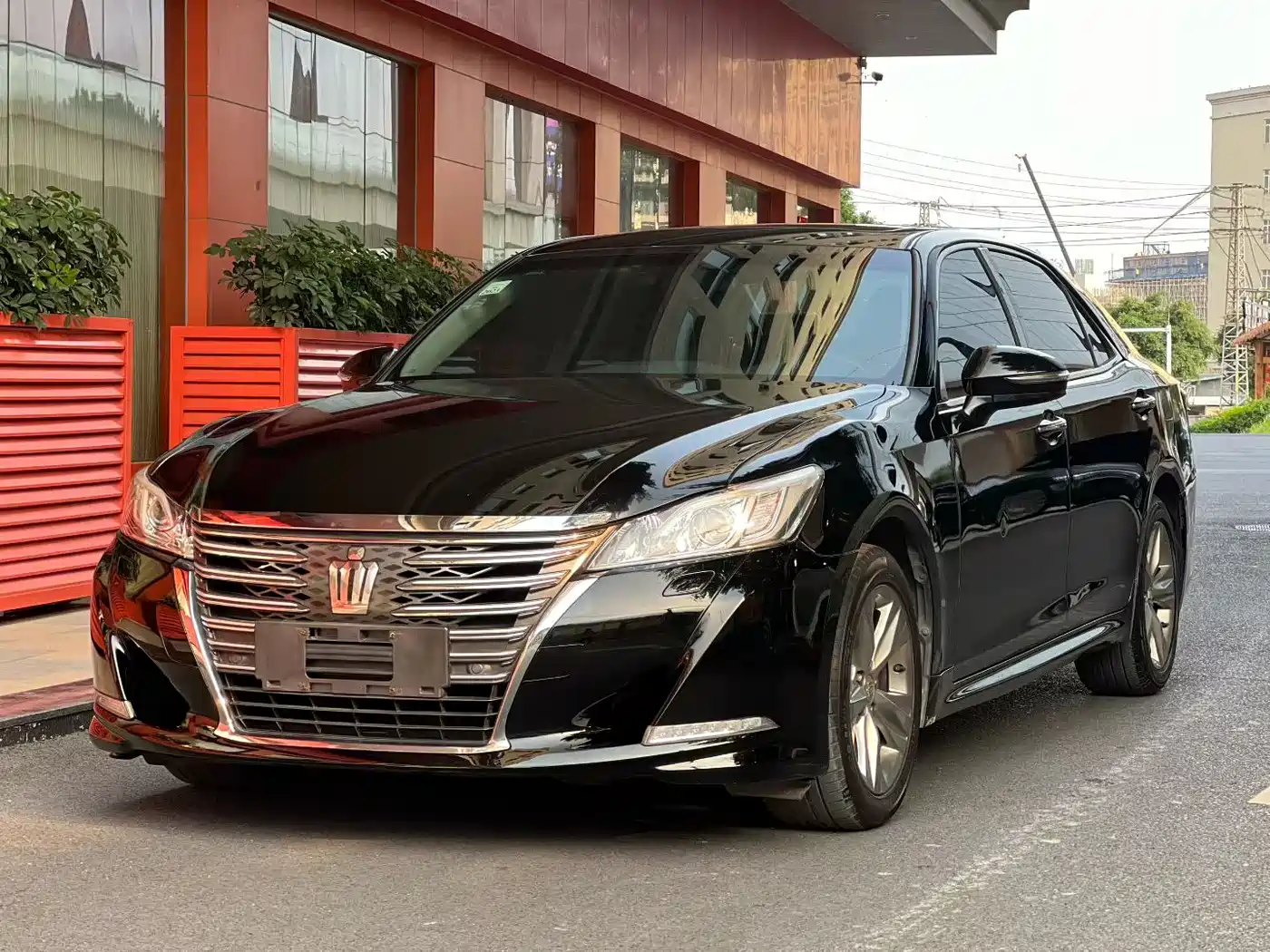 Toyota Crown 2015 2.0T Fashion