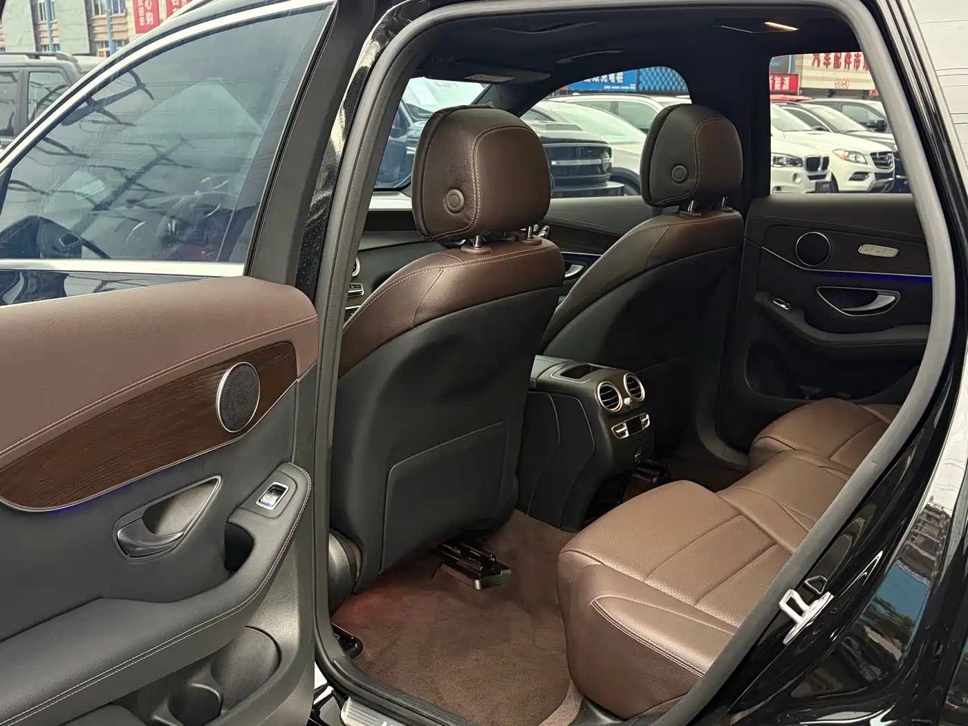 Mercedes-Benz GLC 2021 GLC 260 L 4MATIC Luxury фото 13