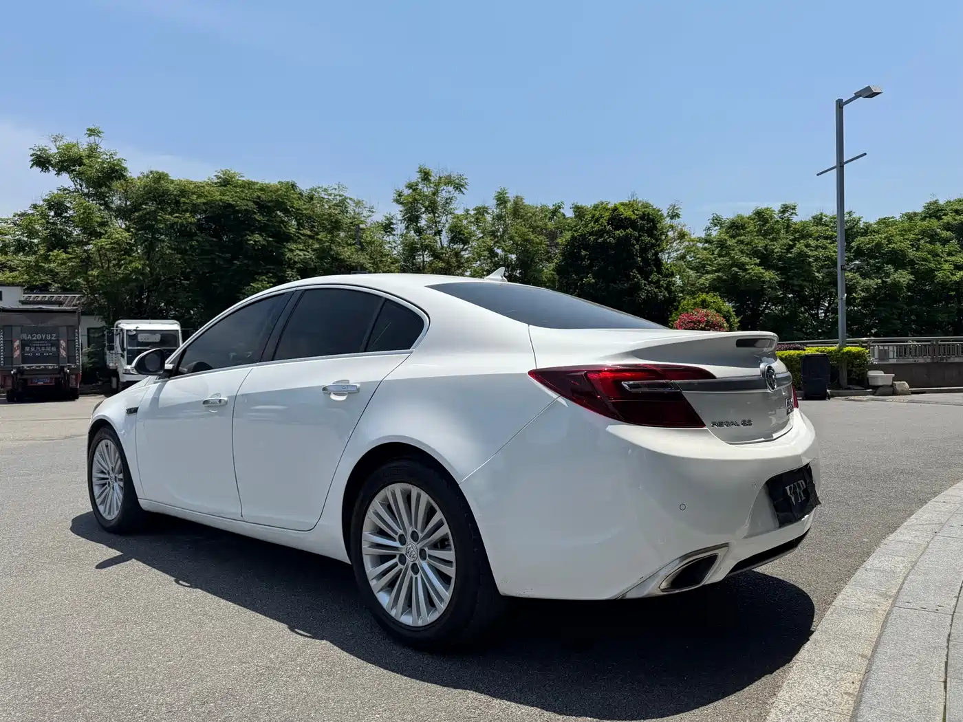 Buick Regal 2014 GS 2.0T Passion Sport Edition фото 8