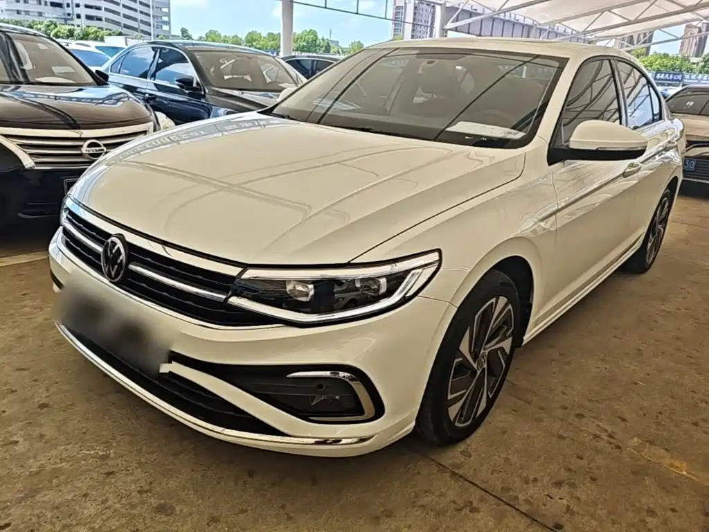 Фото 1 - Volkswagen Bora