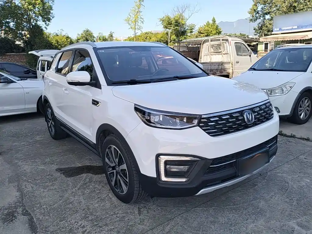 Фото 4 - Changan CS55