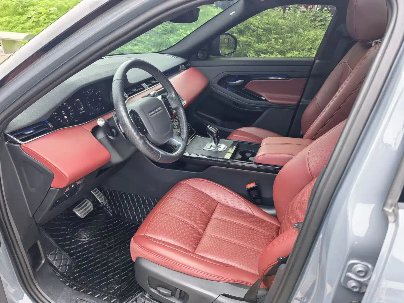 Land Rover Range Rover Evoque 2020 249PS R-DYNAMIC S Sport Edition фото 6