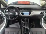 Фото 10 - Geely Vision X3