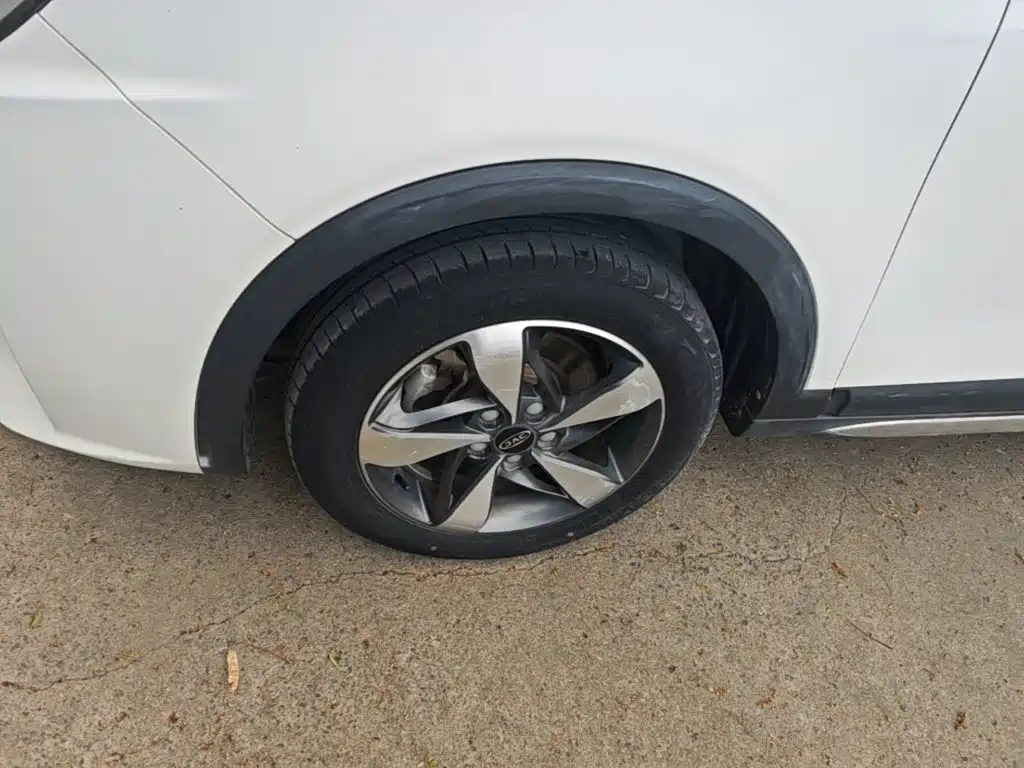 JAC Motors Refine S3 2017 2017 1.6L CVT Luxury Smart