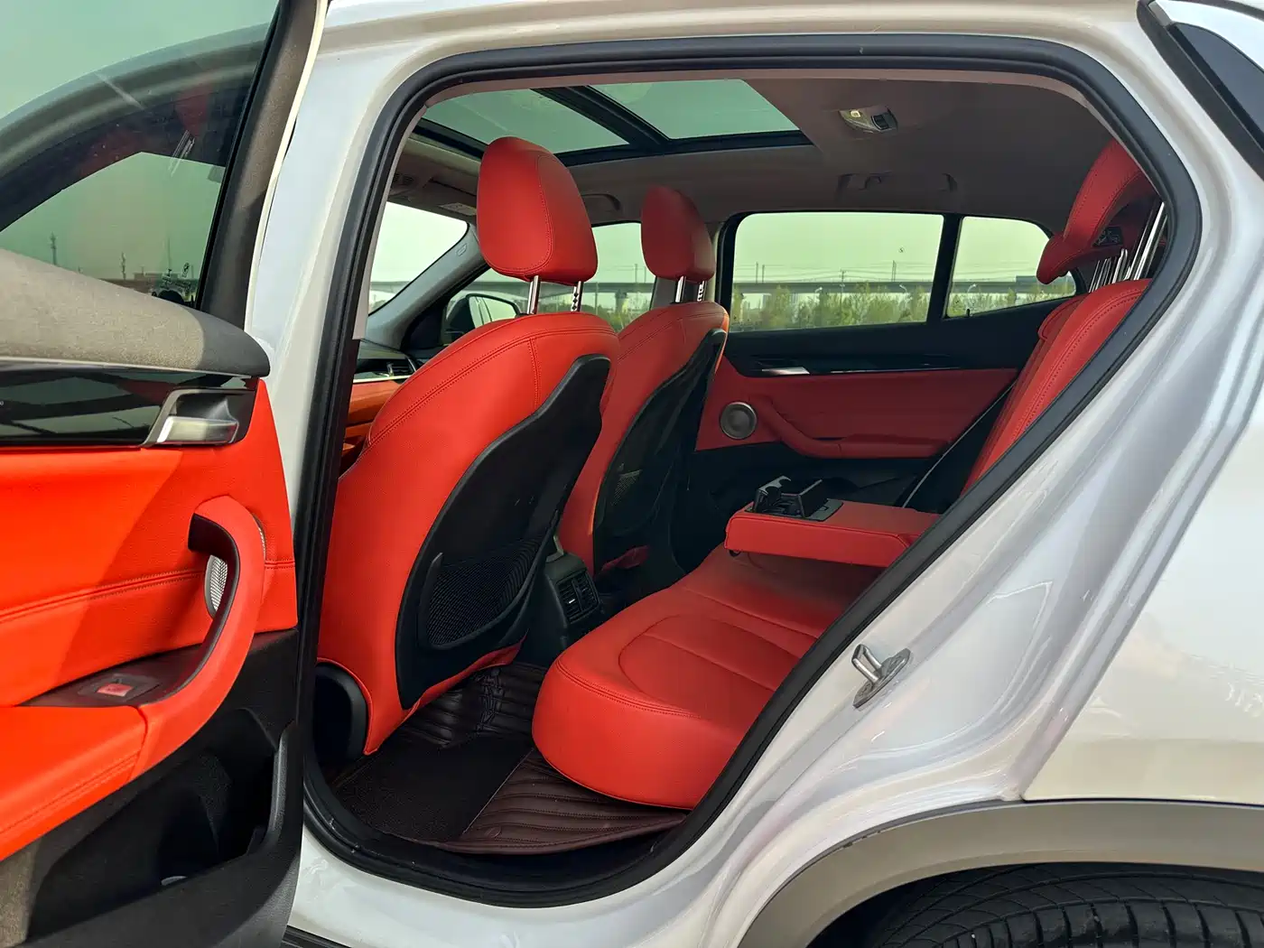 BMW X2 2021 sDrive25i Leading M Off-Road Package фото 11