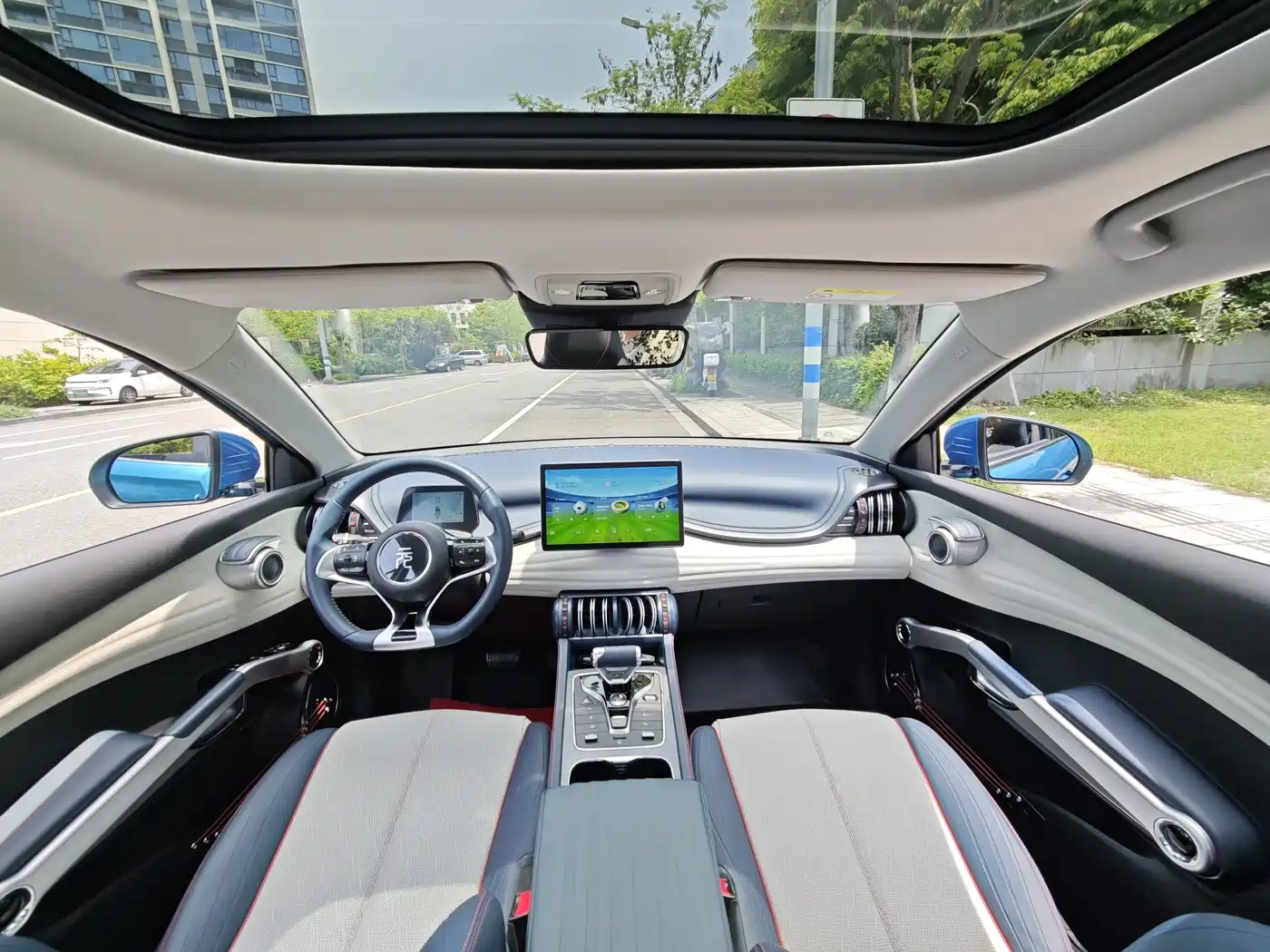 BYD Yuan PLUS 2022 430KM Luxury Model фото 12