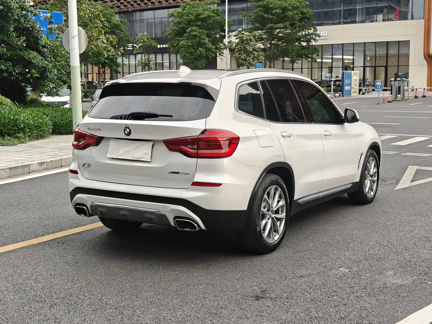 BMW X3 2021 xDrive25i Luxury Package фото 4