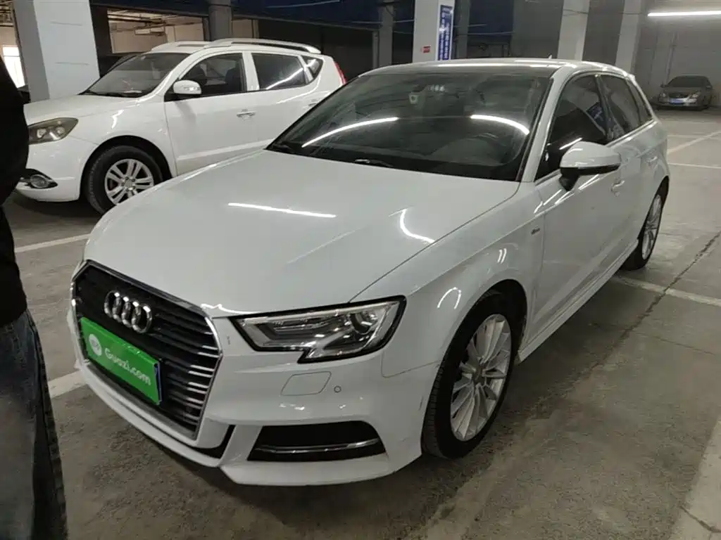 Audi A3 2018 30th Anniversary Sportback 35 TFSI Fashion