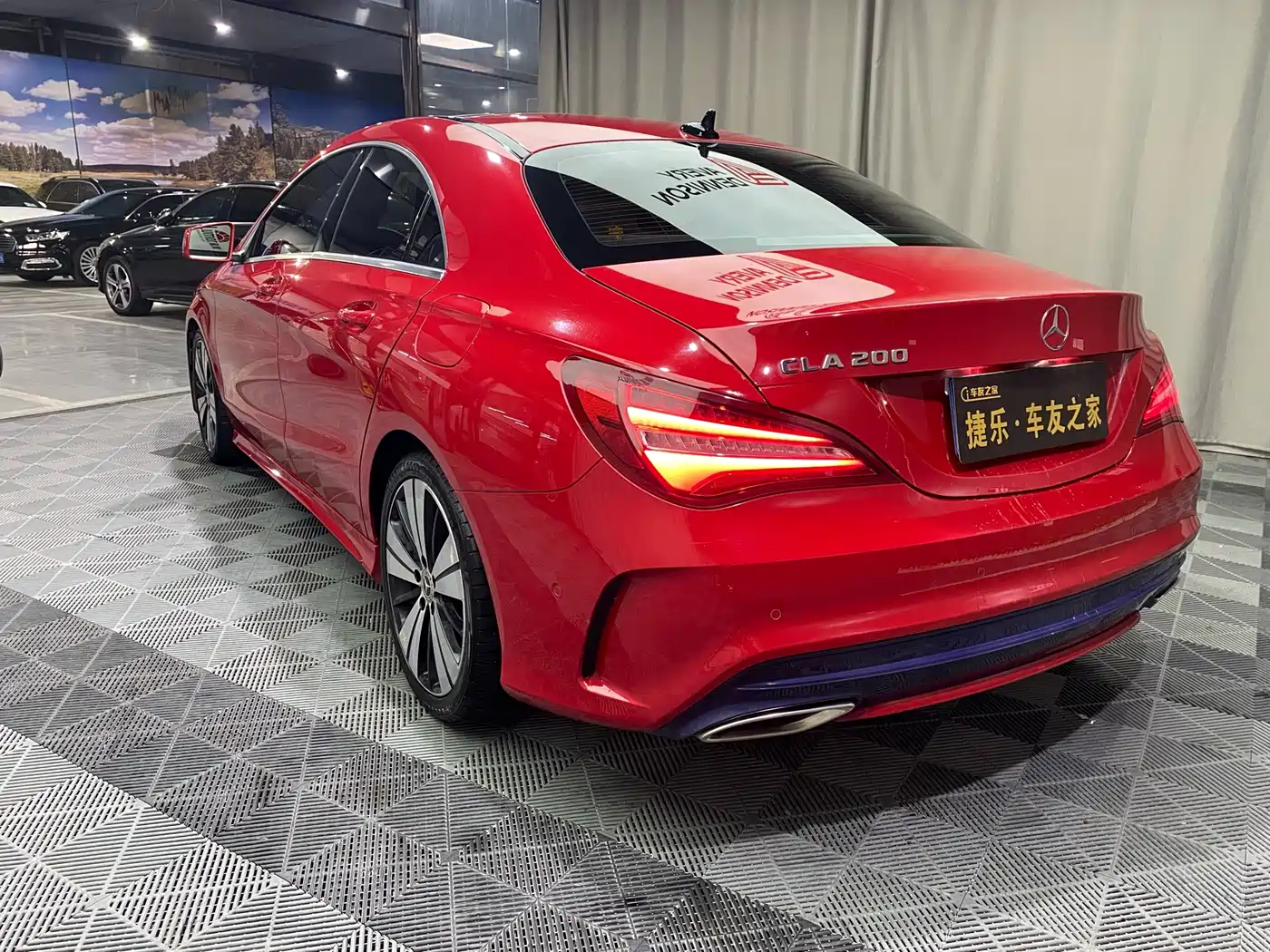 Mercedes-Benz CLA (Import) 2017 Facelift CLA 200 Style фото 6