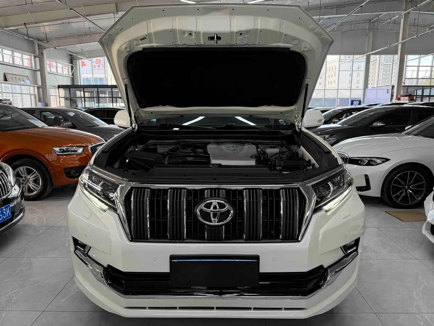 Toyota Prado 2019 3.5L Automatic TX-L Zunxiang Edition with Rear-mounted Spare Tire фото 18