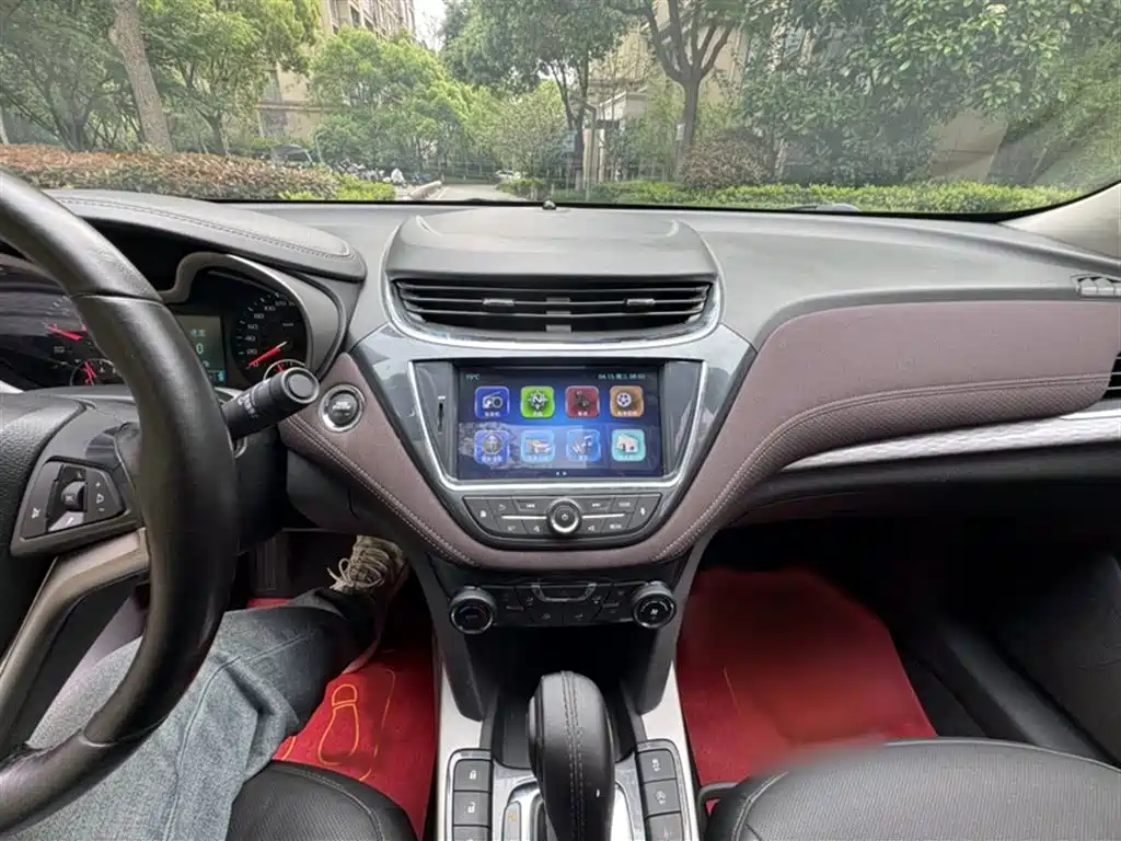 Chevrolet Malibu 2017 1.5T Automatic Luxury Edition фото 5