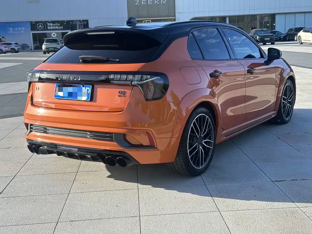 Lynk & Co 02 Hatchback 2022 2021 2.0TD Halo