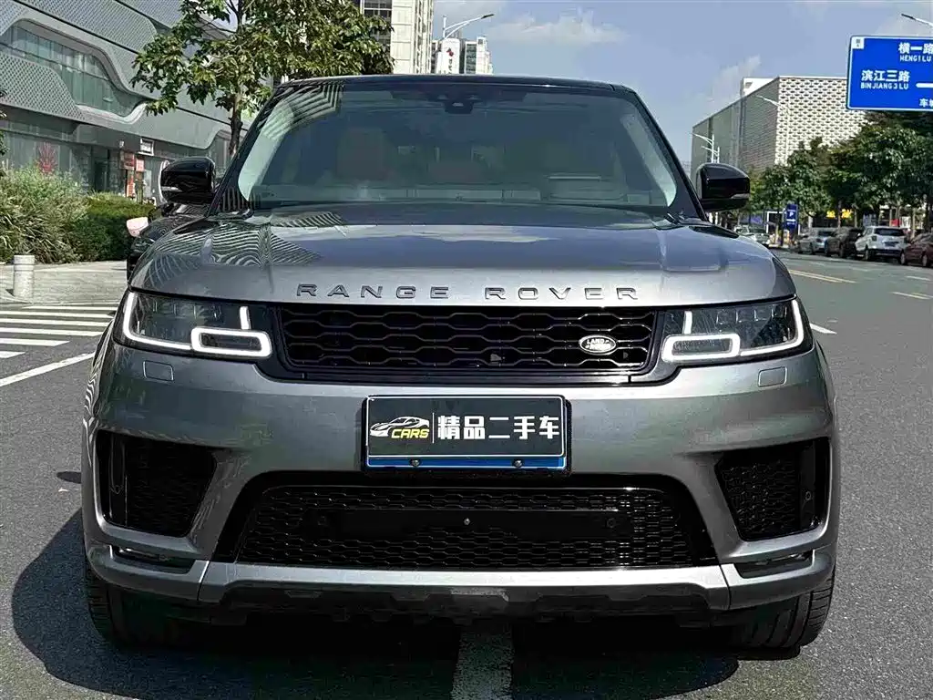 Photo 2 - Land Rover Range Rover Sport