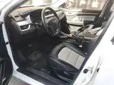 Фото 16 - Geely Vision