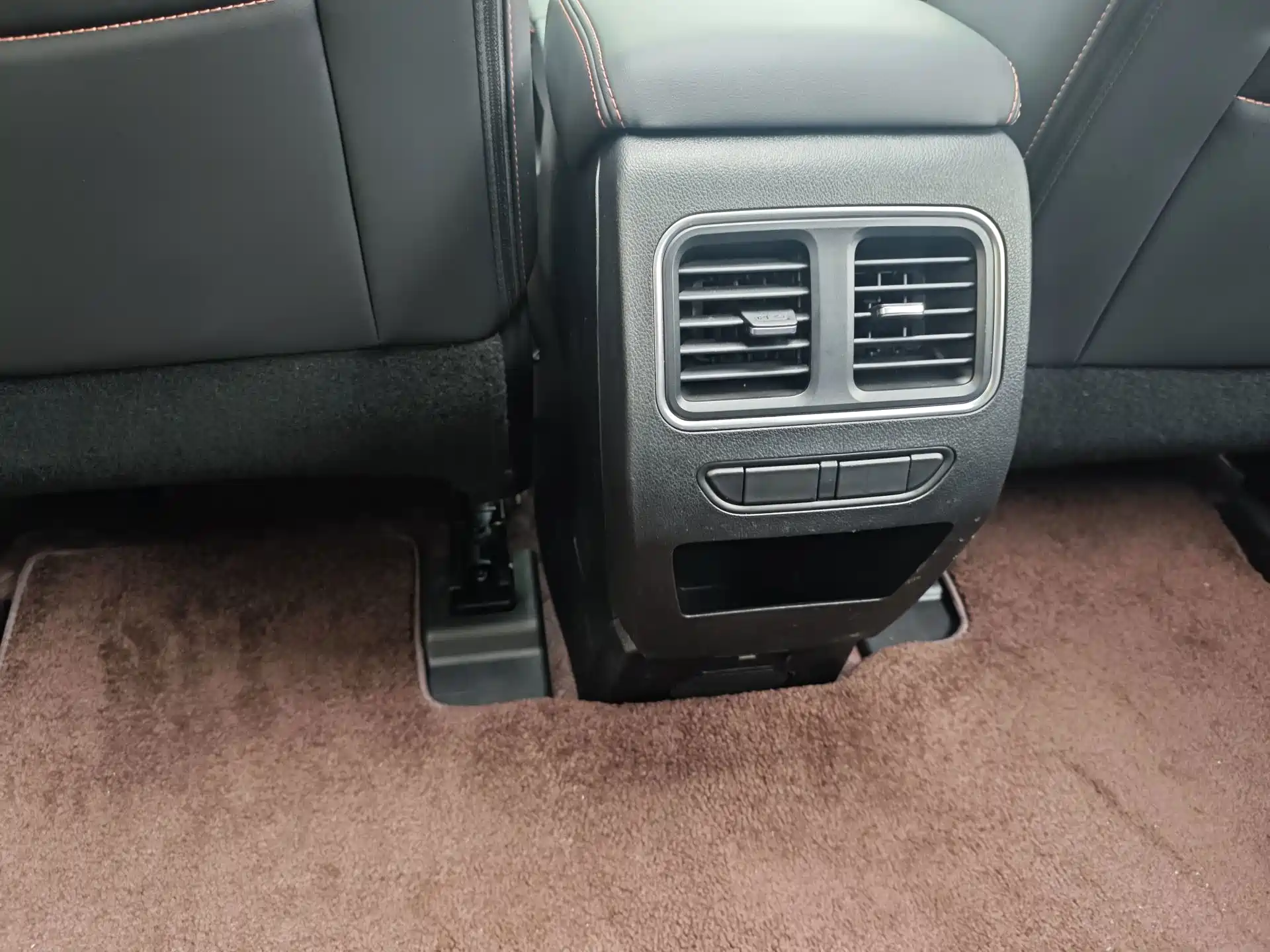 Фото 9 - Haval F7