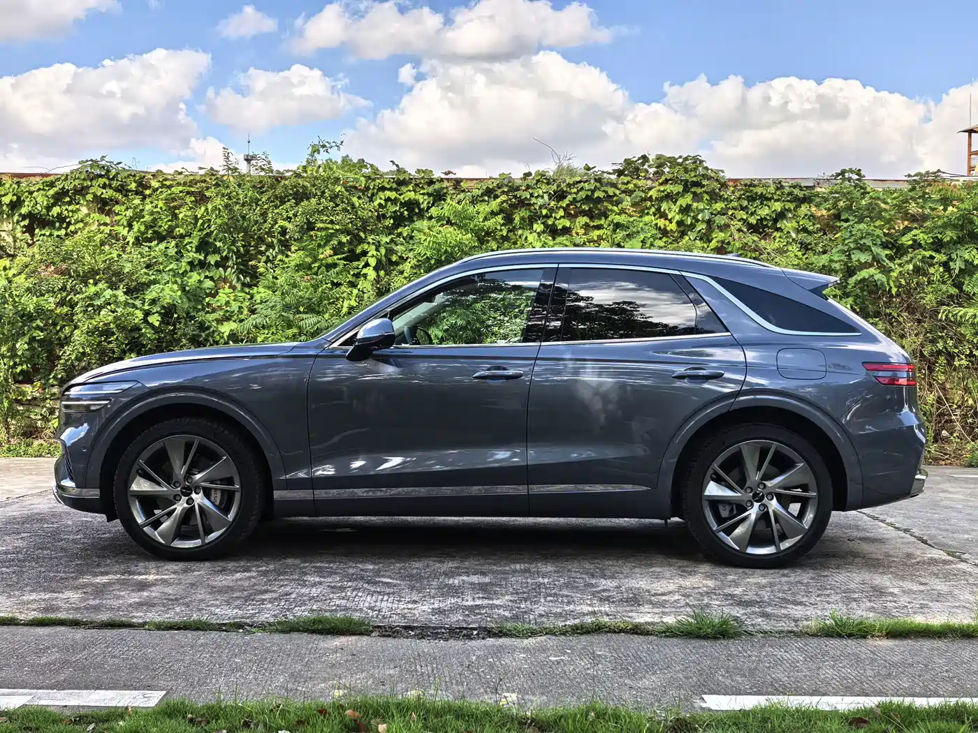 2024 Genesis GV70