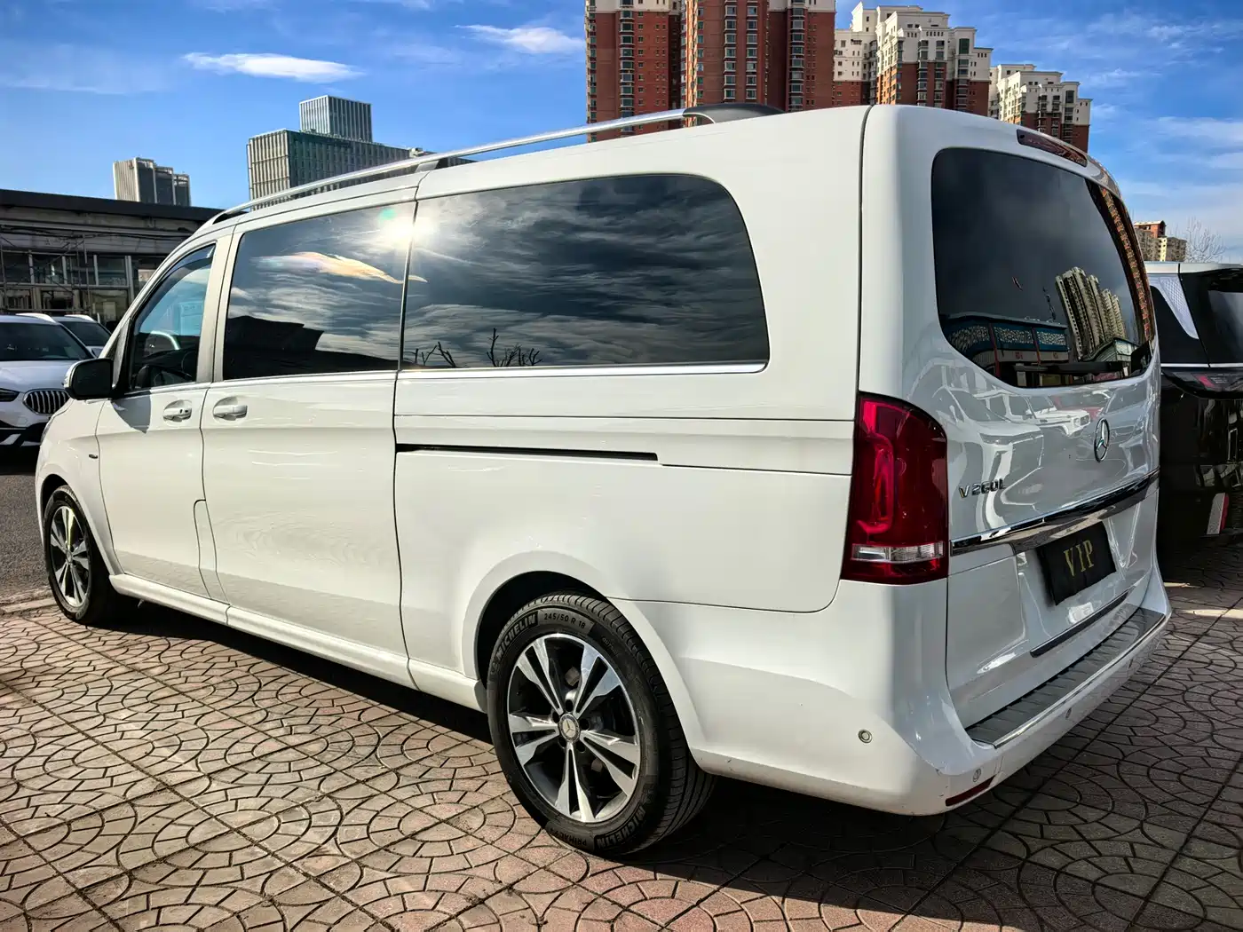 Mercedes-Benz V-Class 2016 V 260 L Premium Long фото 25