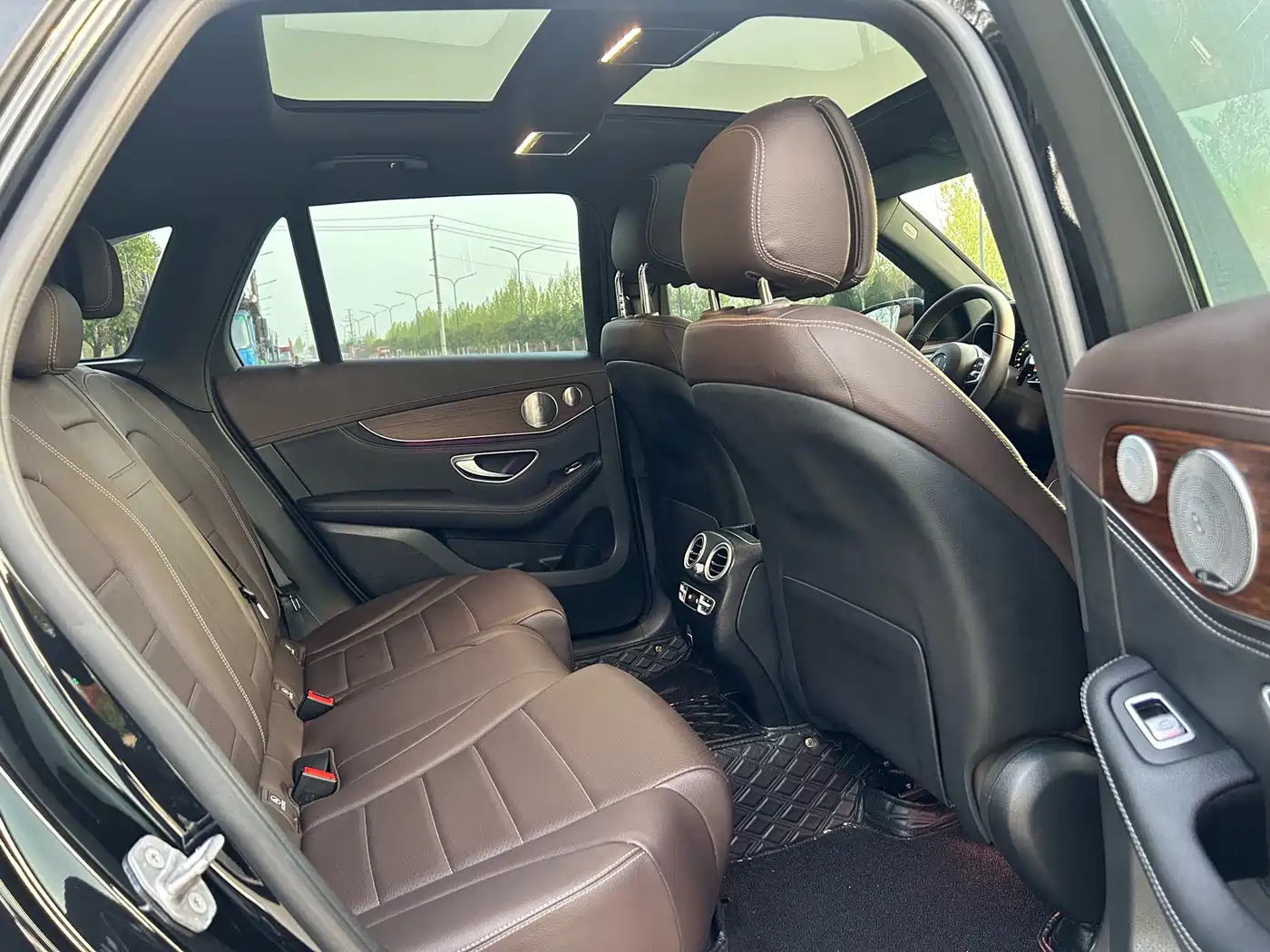 Mercedes-Benz GLC 2020 Facelift GLC 300 L 4MATIC Luxury фото 9