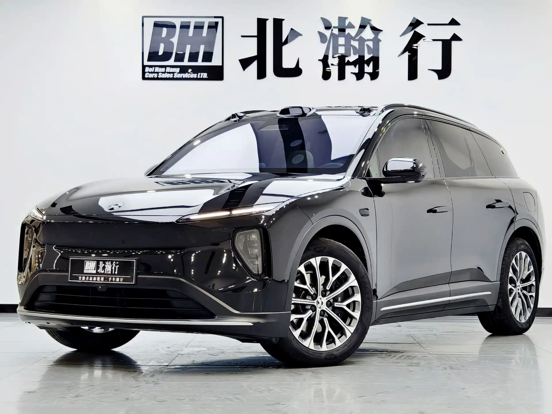 Фото 1 - NIO ES6