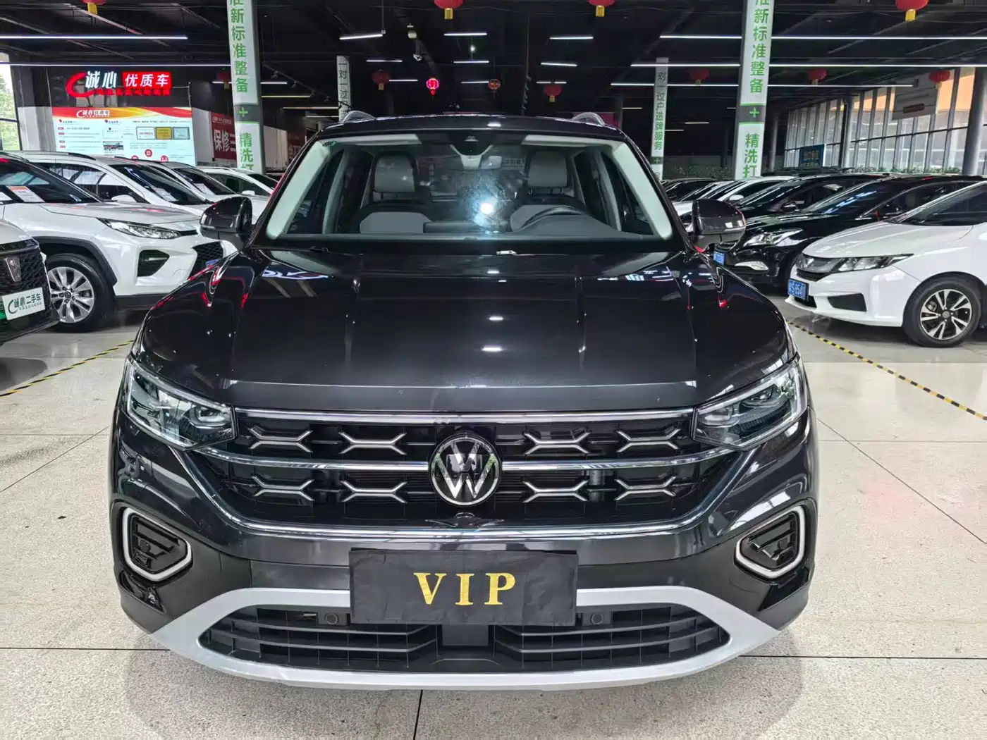 Volkswagen Tayron 2023 330TSI 2WD Luxury Plus Advanced Edition фото 4